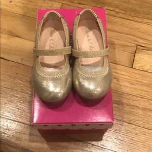 Gold Ballet Flats Olive & Edie Size 7
